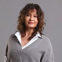 Nurgül Yeşilçay Kimdir?