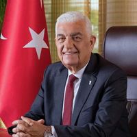 Osman Gürün Kimdir?