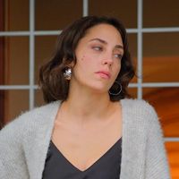 Öykü Karayel Kimdir?