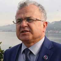 Reşat Kasap Kimdir?