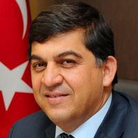 Rıdvan Fadıloğlu Kimdir?