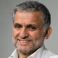 Ruşen Çakır Kimdir?