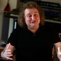 Tuluyhan Uğurlu Kimdir?