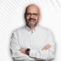 Uğur Nalbantoğlu Kimdir?