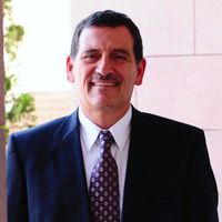 Umran S. İnan Kimdir?