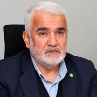 Zekeriya Yapıcıoğlu Kimdir?