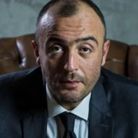 Deniz Hamzaoğlu Kimdir?