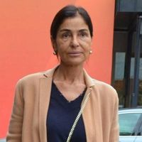 Derya Tuna Kimdir?