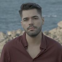 Emir Can İğrek Kimdir?