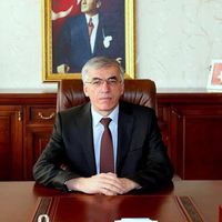 Şeref Ataklı Kimdir?
