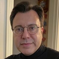 Şevki Sözen Kimdir?