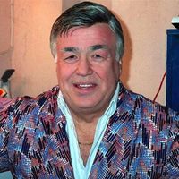 Tevfik Gelenbe Kimdir?