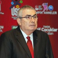 Uğur Erdener Kimdir?