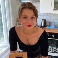 Yasemin Szawlowski Kimdir?