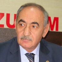 Zeki Ertugay Kimdir?