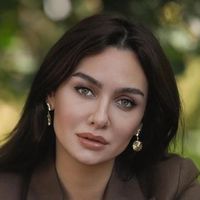 Birce Akalay Kimdir?