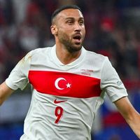 Cenk Tosun Kimdir?