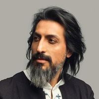 İsmail Tunçbilek Kimdir?