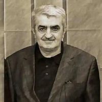 Özdemir Bayraktar Kimdir?