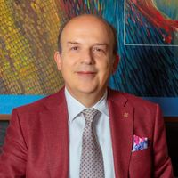 Yılmaz Argüden Kimdir?