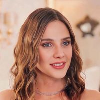 Alina Boz Kimdir?