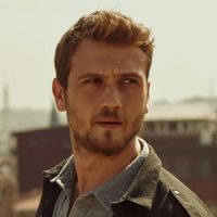 Aras Bulut İynemli Kimdir?