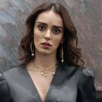 Bestemsu Özdemir Kimdir?