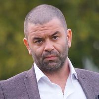 Bülent Şakrak Kimdir?