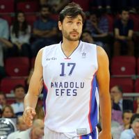 Cenk Akyol Kimdir?