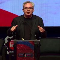 Güven Sak Kimdir?