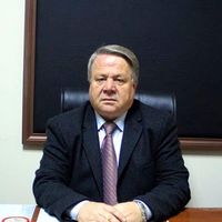 Nihat Yörük Kimdir?