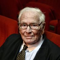 Pierre Cardin Kimdir?