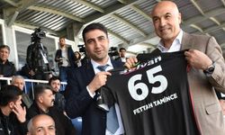 Fettah Tamince Vanspor maçını izledi