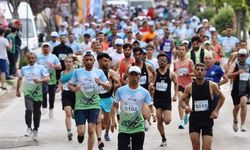 1. Van Denizi Yarı Maratonu başladı