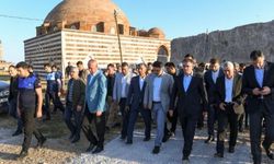 Tarihi Kaya Çelebi Camii yeniden ibadete açıldı