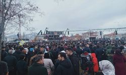 Van'da newroz kutlamalarında 34 şahıs gözaltına alındı