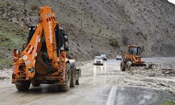 Hakkari Van karayolu ulaşıma açıldı