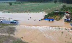 Keşan'da tarım arazileri ve yolar sular altında kaldı