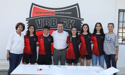 Büyükşehir Belediyespor Kadın Futbol Takımı, 5 oyuncuyla sözleşme imzaladı