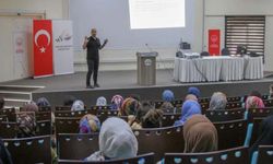 Van’da ‘Mahremiyet ve İstismar’ konulu seminer düzenlendi