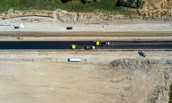 Van Sahil Yolu’nda asfalt serimine başlandı