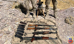 Jandarma ekipleri çok sayıda silah ve mühimmat ele geçirdi