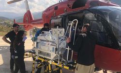 Hipotermi geçiren bebek ambulans helikopterle Van'a ulaştırıldı