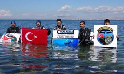 AKEM, Cumhuriyetin 100. yılına özel Van Gölü’ne dalış yaptı