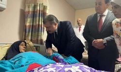 Gazzeli yaralı kadın yaşadıklarını Fahrettin Koca'ya anlattı