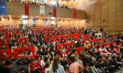 Van'da öğrenciler için ücretsiz tiyatro gösterileri başladı