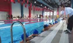 Erciş’te 20 bin öğrenci yüzme eğitimi aldı