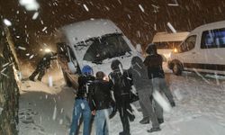 Van'da kar yağışı hayatı olumsuz etkiliyor