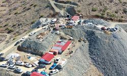 Elazığ Palu'da maden ocağında göçük altında kalan işçiler kurtarıldı
