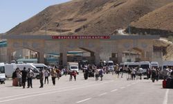 Van Kapıköy Sınır Kapısından geçişler arttı